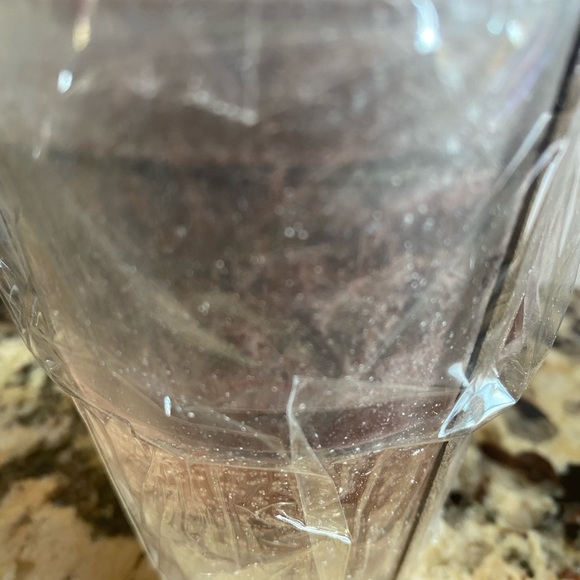 Gel Candle - smells amazing - Picture 3 of 7